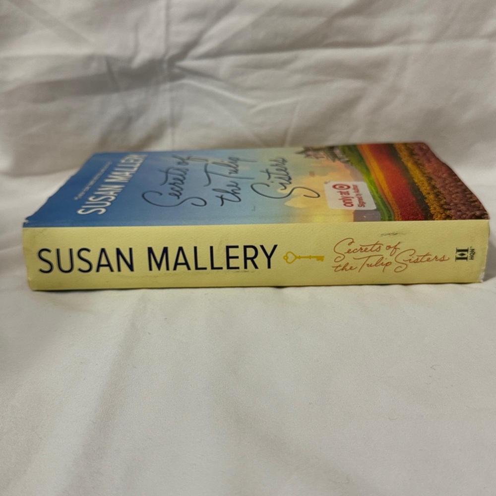 Signed “Secrets of the Tulip Sisters” Hardcover Romance by Susan Mallery - Picture 5 of 15
